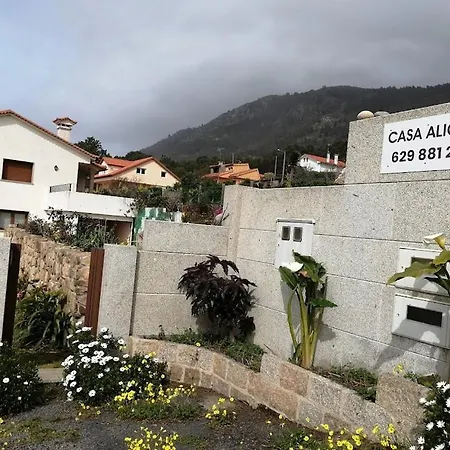 Homestay Peregrinos A Casa Alicia *