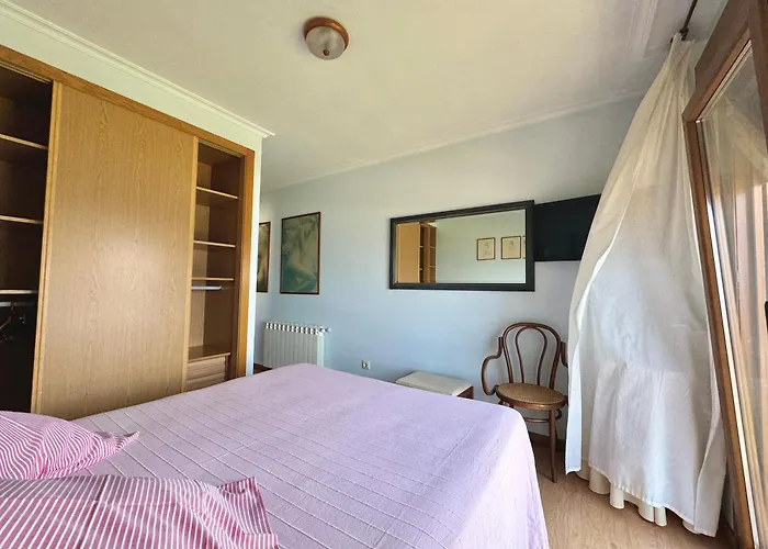 ホームステイ Peregrinos A Casa Alicia Rosal