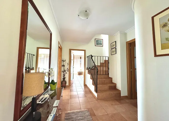 ホームステイ Peregrinos A Casa Alicia Rosal